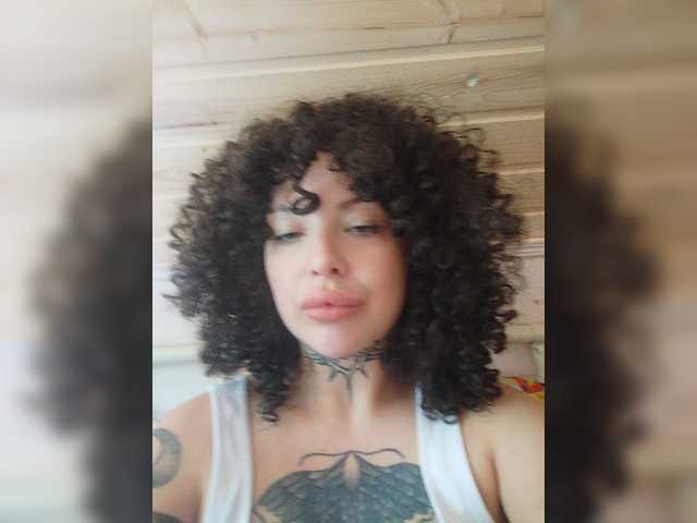 alex_is