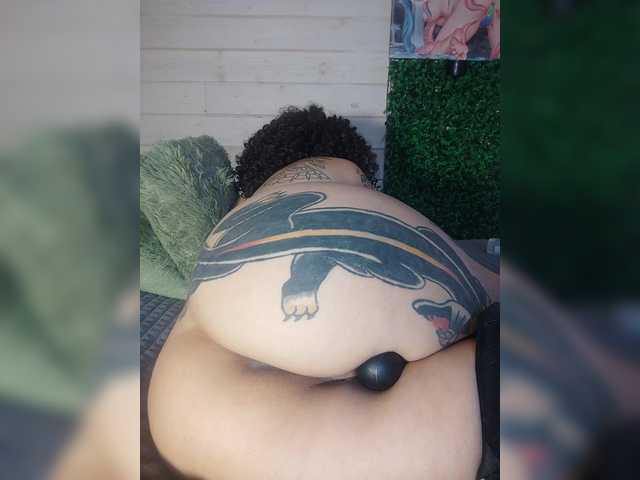 -alexis- live webcam show
