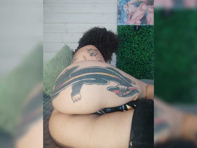 -alexis- live webcam show