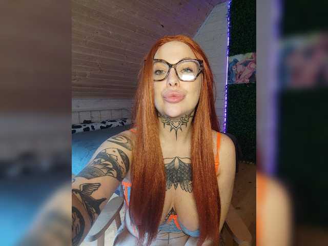 -alexis- live cam on BongaCams