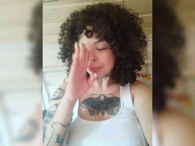 alex_is webcam