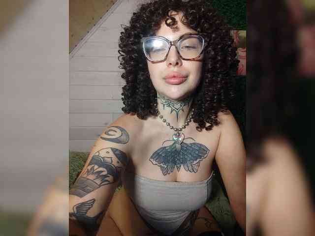 alex_is webcam