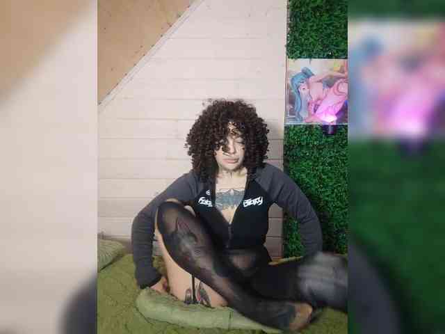 alex_is webcam