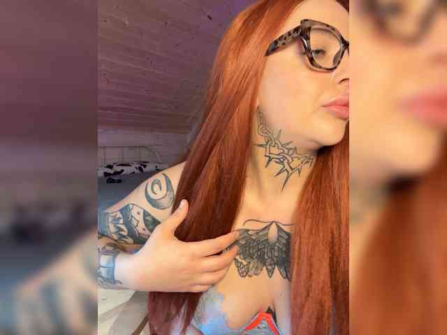 alex_is webcam