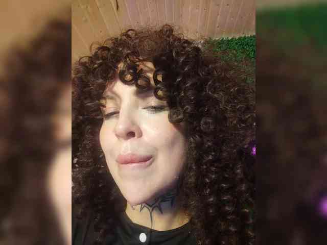 alex_is webcam
