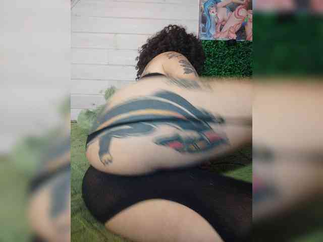 alex_is webcam
