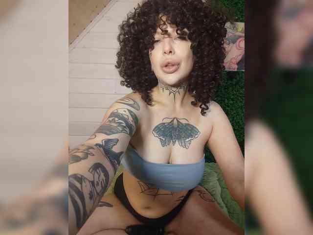 alex_is webcam