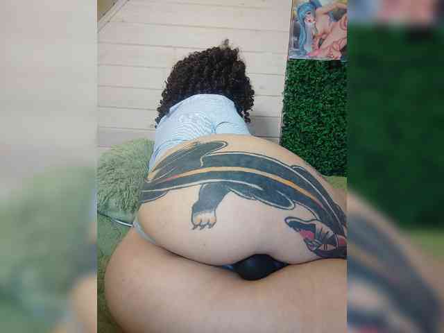 alex_is webcam