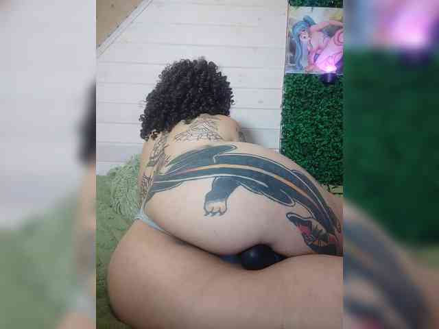 alex_is webcam