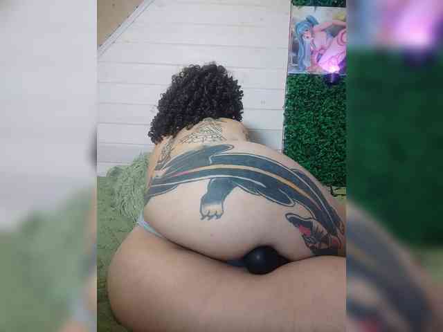 alex_is webcam