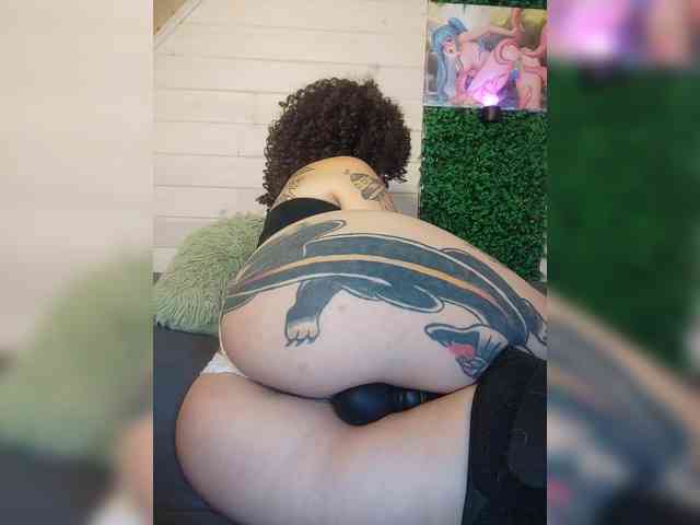 alex_is webcam