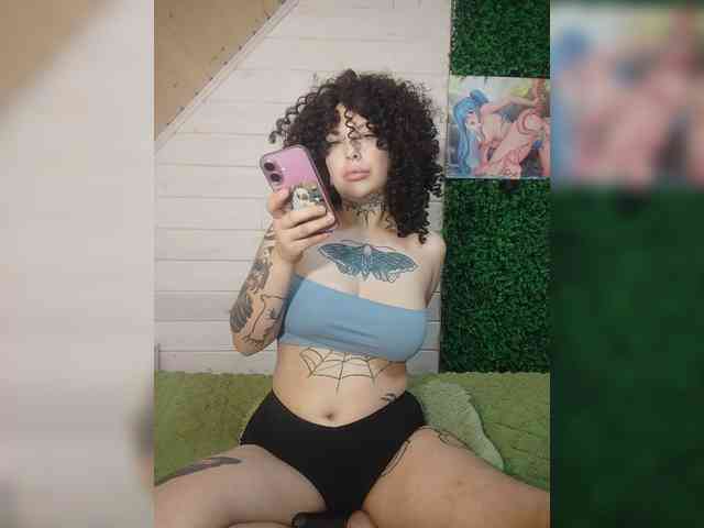 alex_is webcam