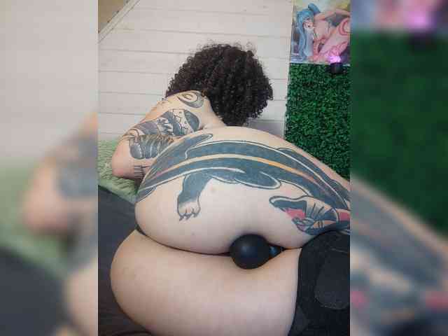 alex_is webcam