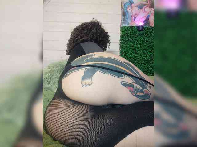 alex_is webcam