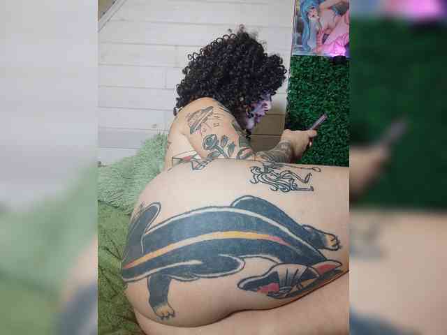 alex_is webcam