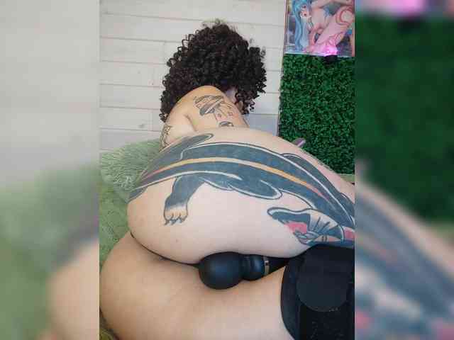 alex_is webcam