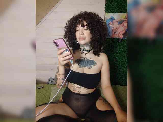 alex_is webcam