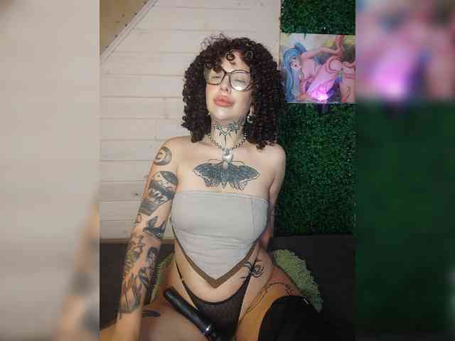 alex_is webcam