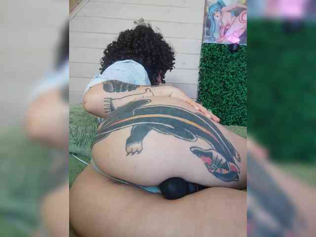 alex_is webcam