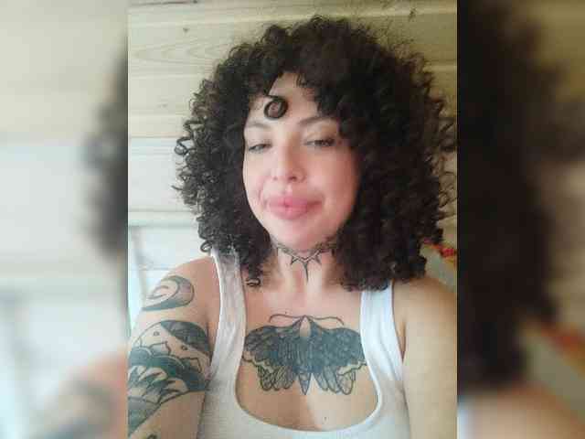 -alexis- Sex Cam Show