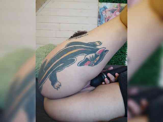 alex_is webcam