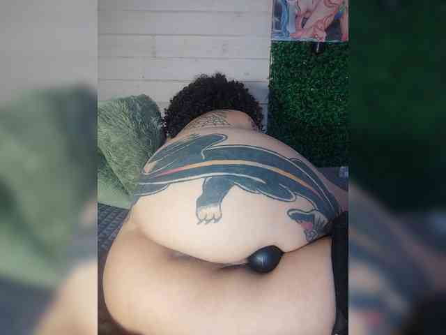 alex_is webcam