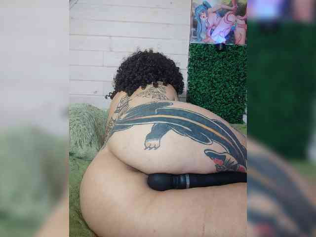 alex_is webcam