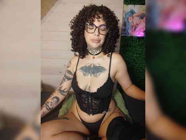 alex_is webcam
