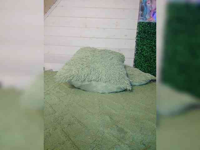 alex_is webcam
