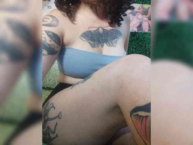 alex_is webcam