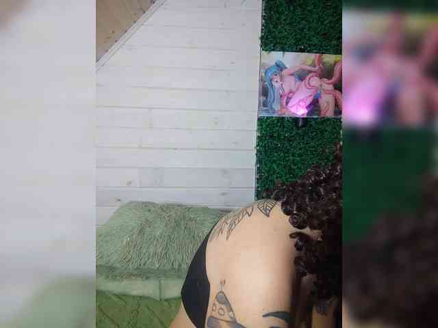 alex_is webcam