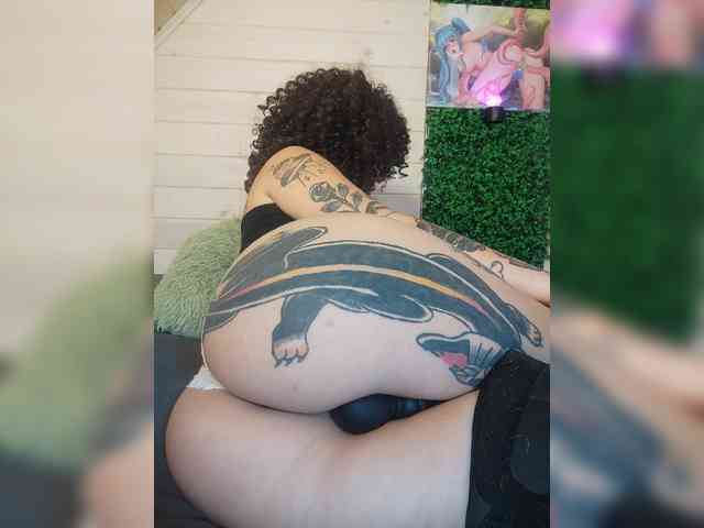 alex_is webcam