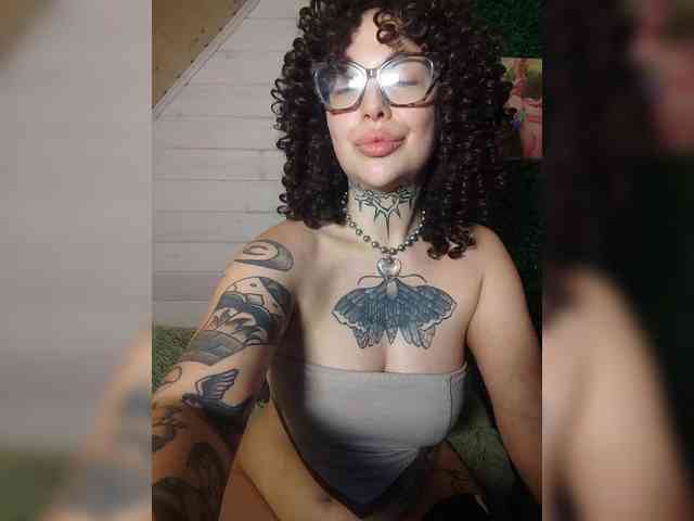 alex_is webcam