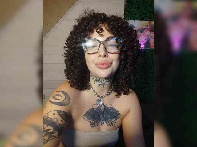 alex_is webcam