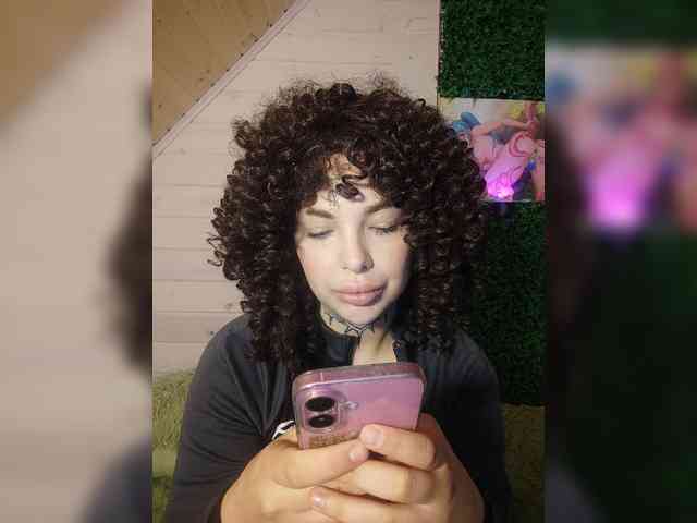 alex_is webcam