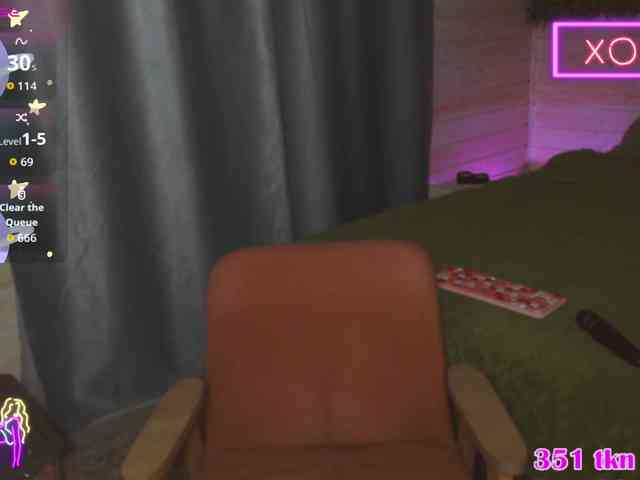 alex_is webcam