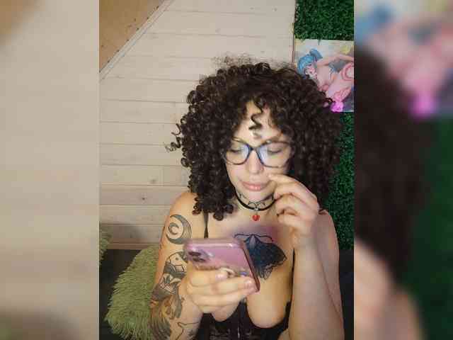 alex_is webcam