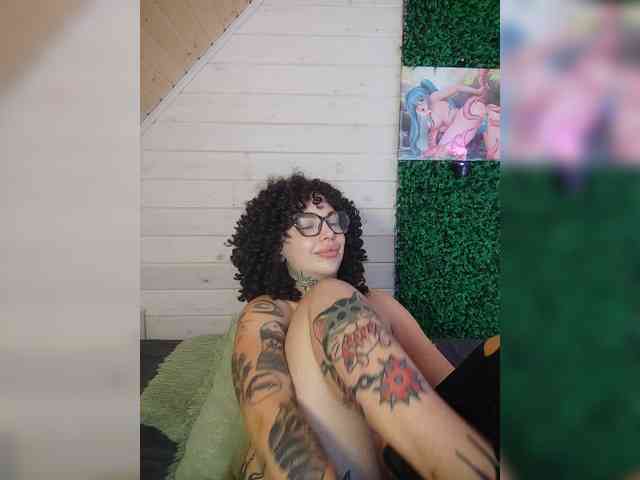 alex_is webcam