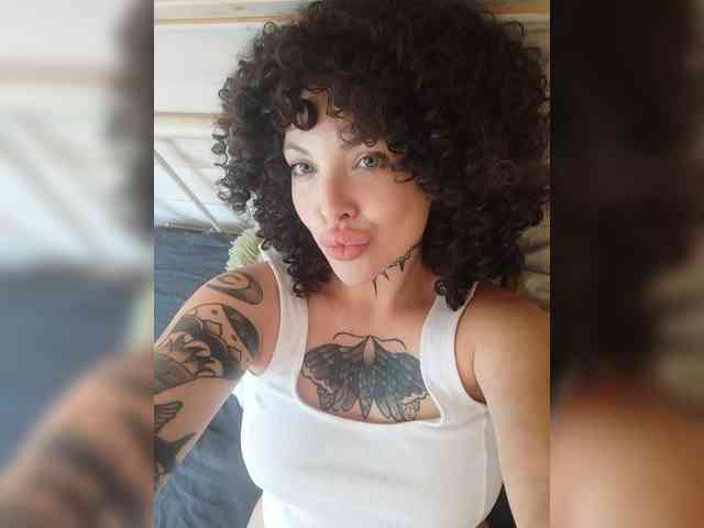 alex_is webcam
