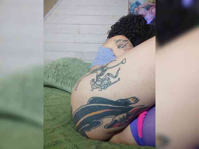 alex_is webcam