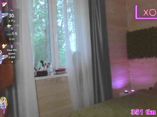 alex_is webcam