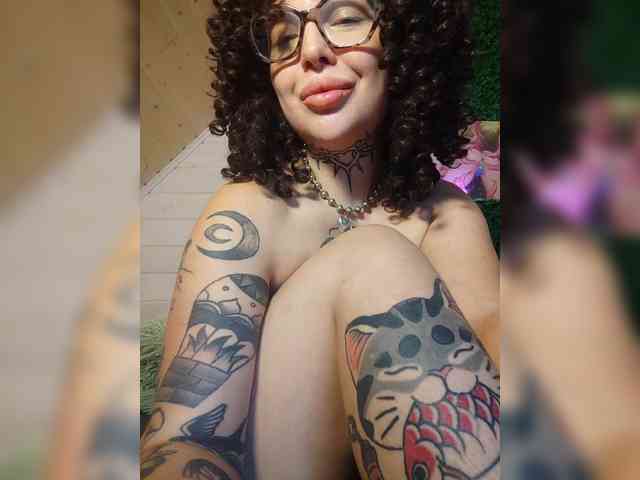 alex_is webcam