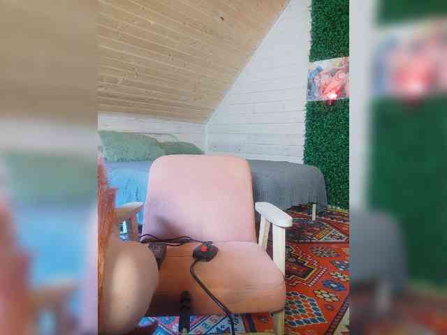 alex_is webcam