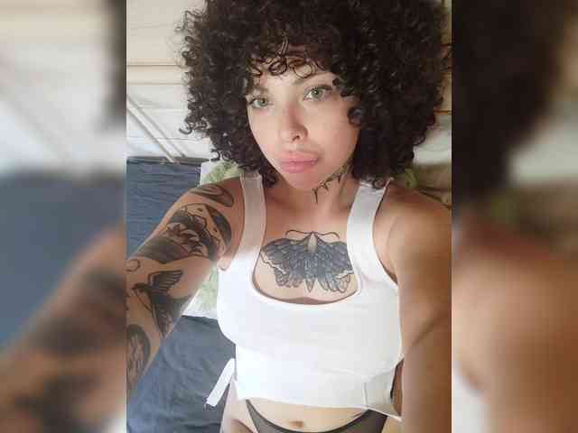 -alexis- Sex Cam Show