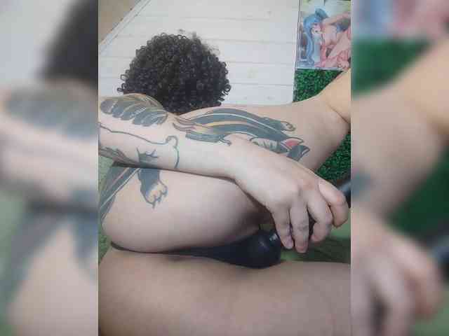 alex_is webcam