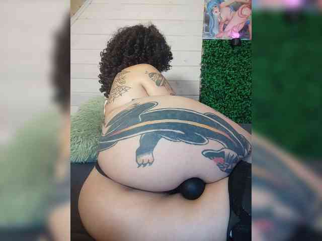 alex_is webcam
