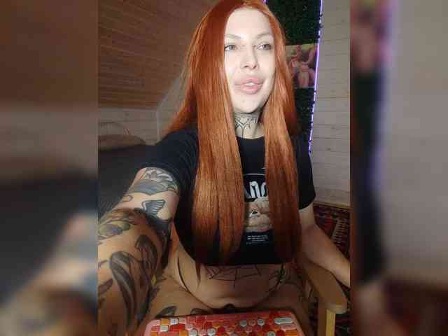 alex_is webcam