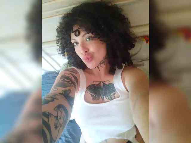 alex_is webcam