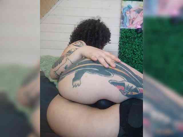 alex_is webcam