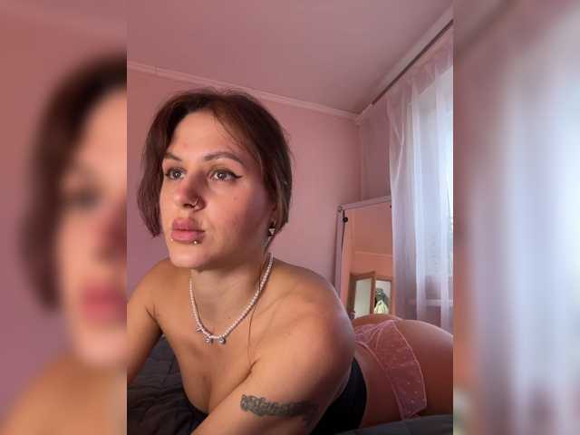 Shawty420, live now on BongaCams